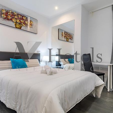 Ayz Ulises - Auto Check-In Property Madrid Exterior foto