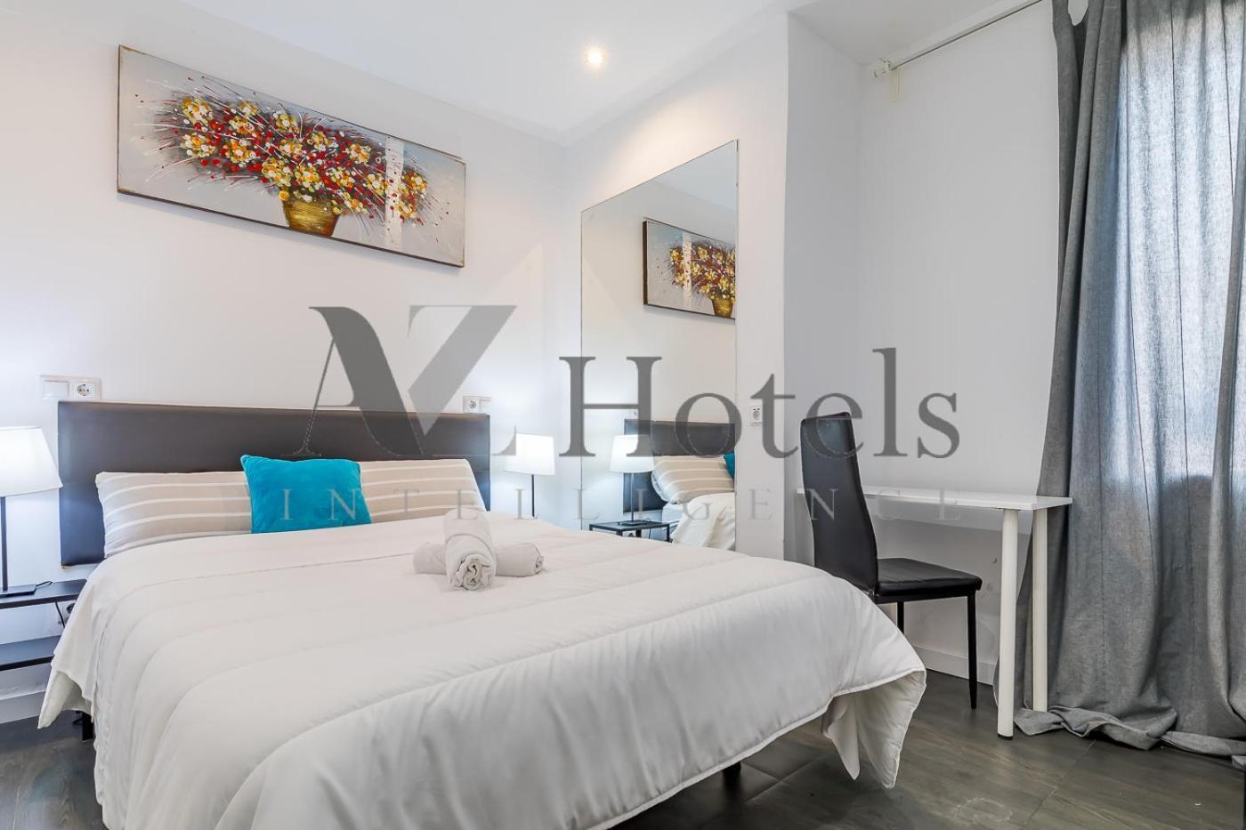 Ayz Ulises - Auto Check-In Property Madrid Exterior foto